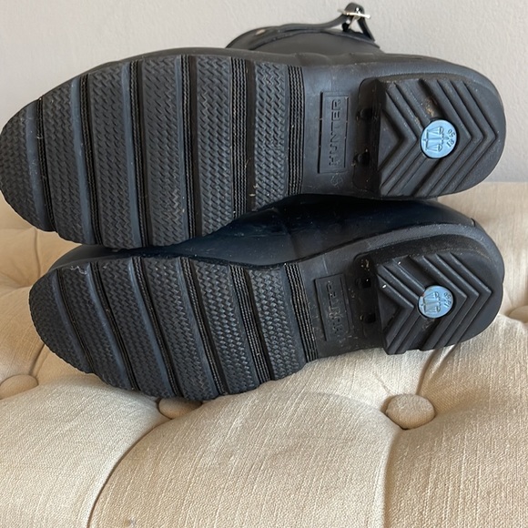 Hunter Women's Black Rain Boots - Picture 2 of 5